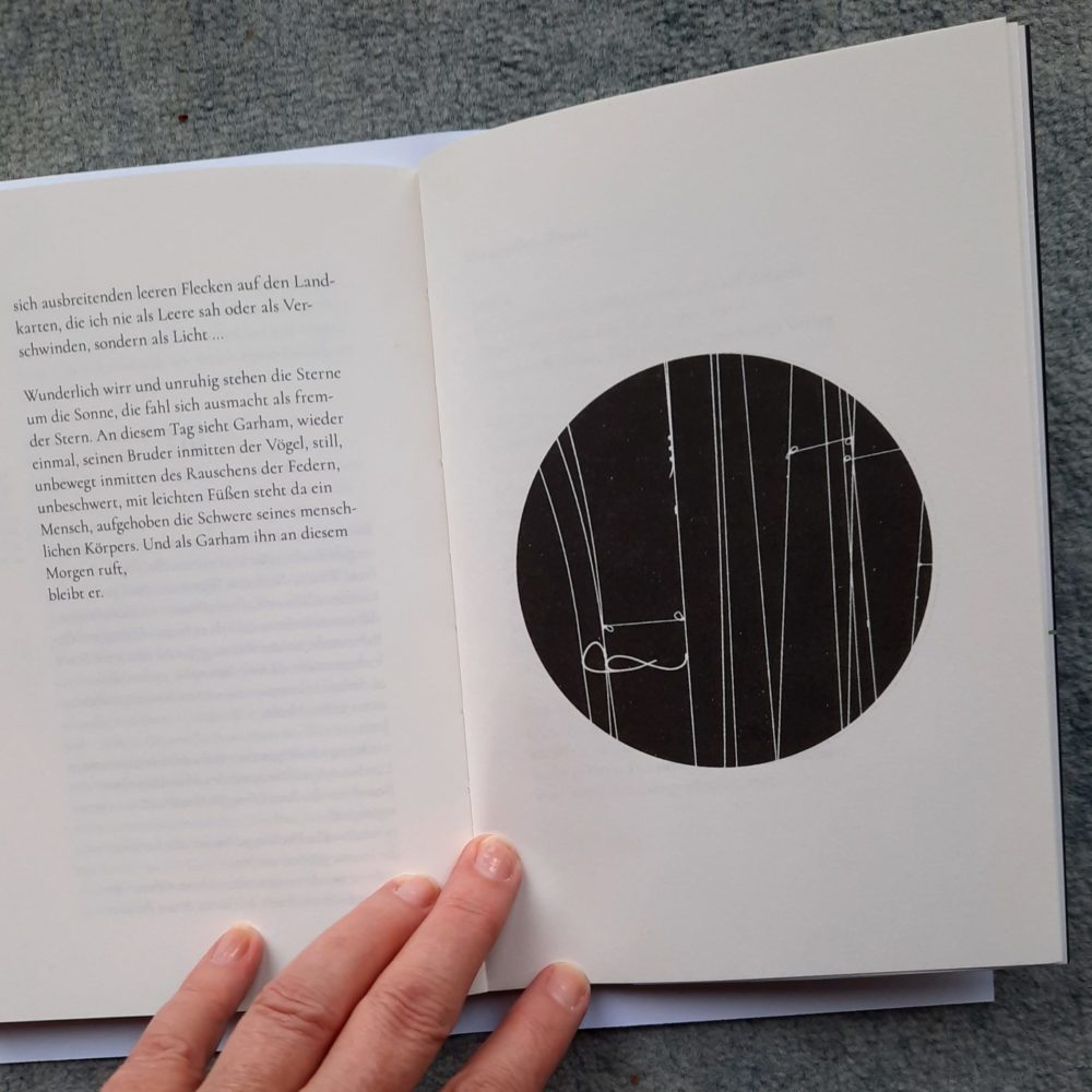 Die Zeit so still Buchseite 112-113